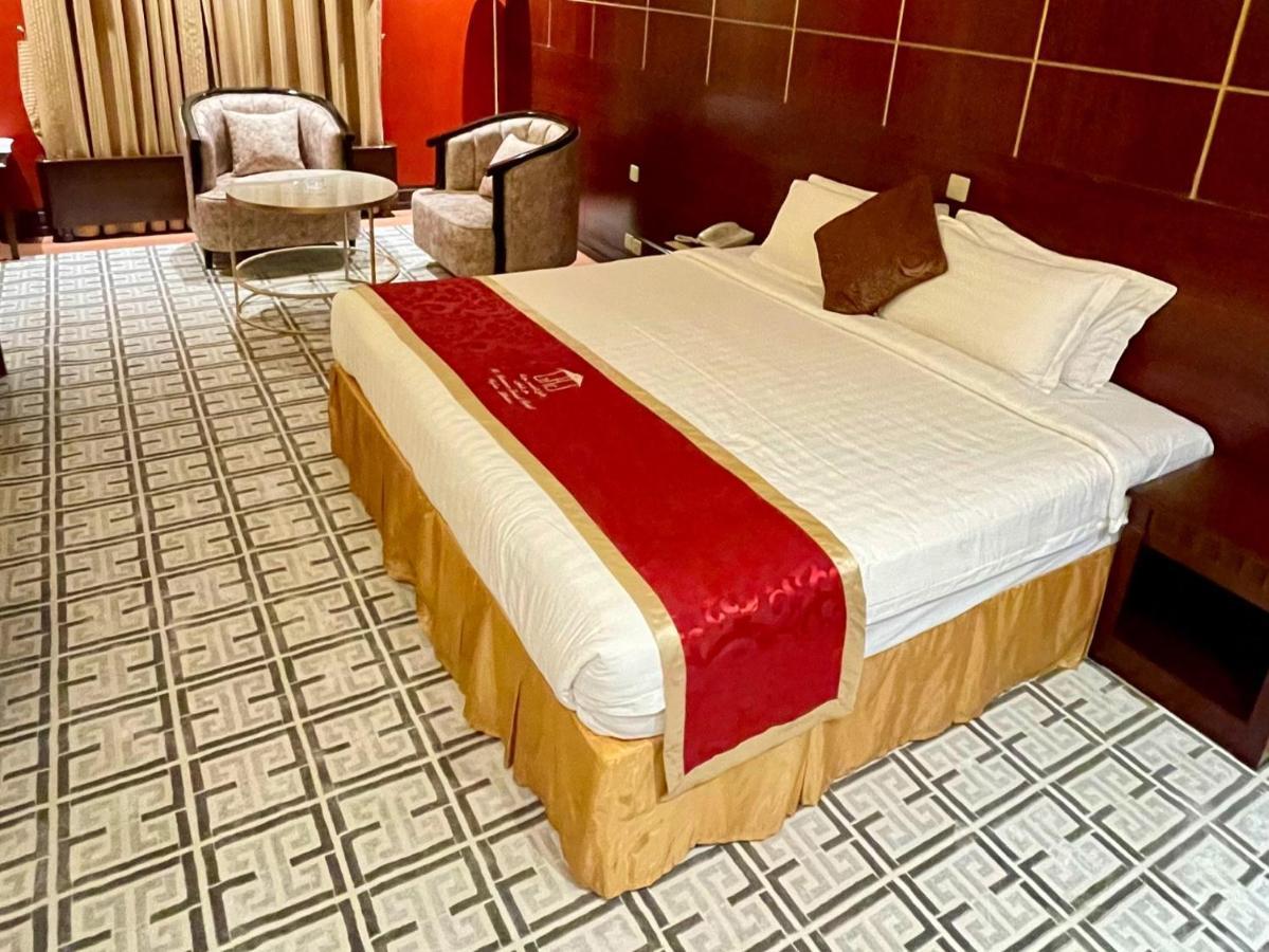 Al Mansour Grand Hotel Hafar Al-Batin Экстерьер фото