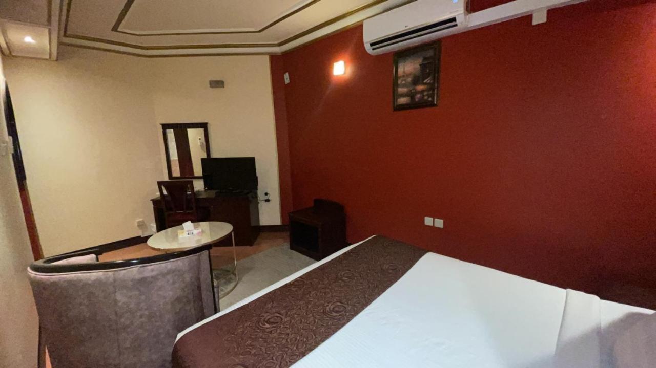 Al Mansour Grand Hotel Hafar Al-Batin Экстерьер фото