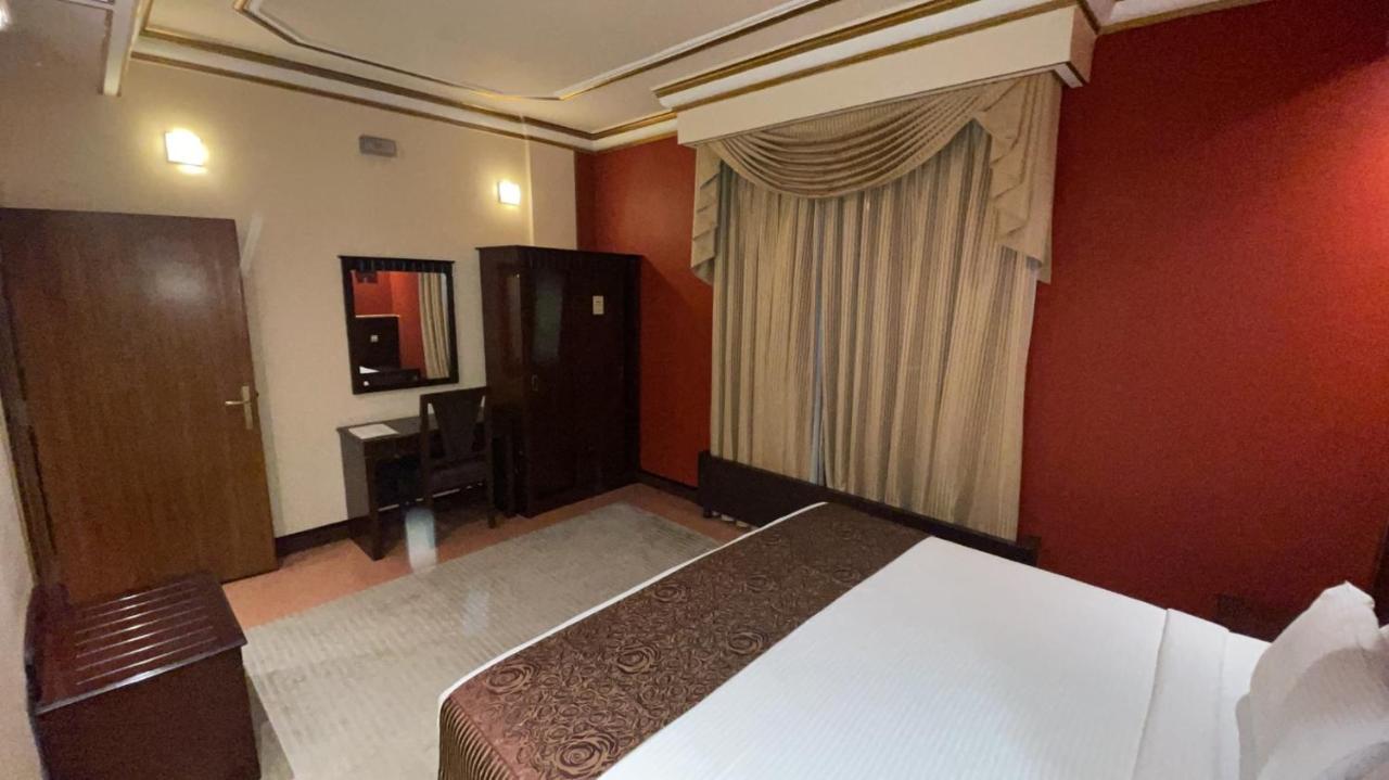 Al Mansour Grand Hotel Hafar Al-Batin Экстерьер фото