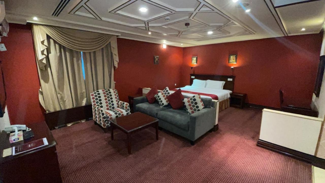 Al Mansour Grand Hotel Hafar Al-Batin Экстерьер фото